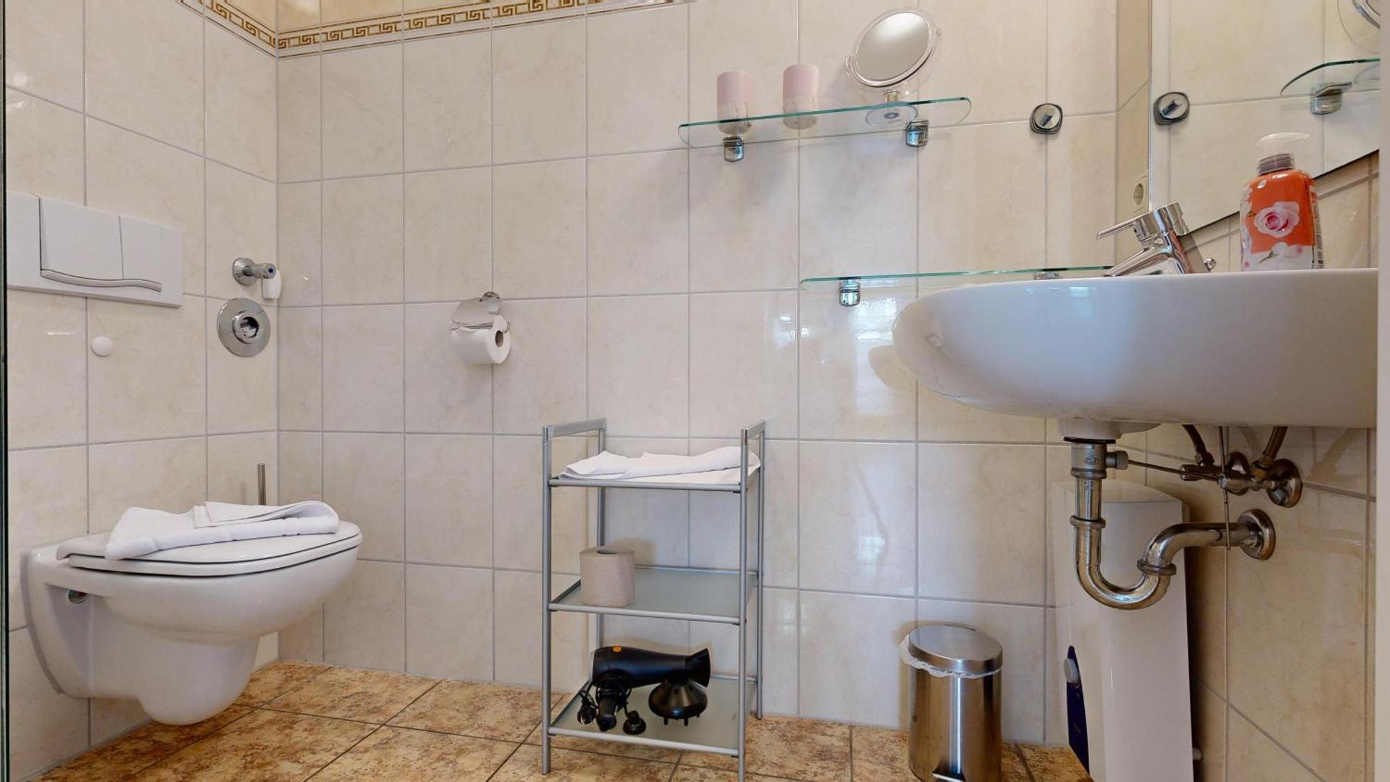 Strandnahe Fewo Mit 2 Schlafzimmern Und Balkon, Koenigin Augusta, Binz Exterior foto